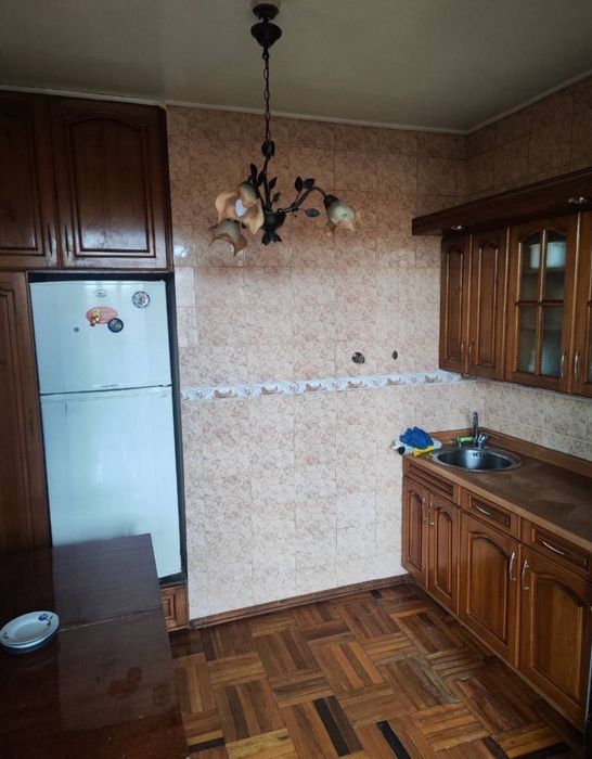 Квартира на Ц5-Монумент мужества 3/4/4 общ пл 70м ,балкон 2*6