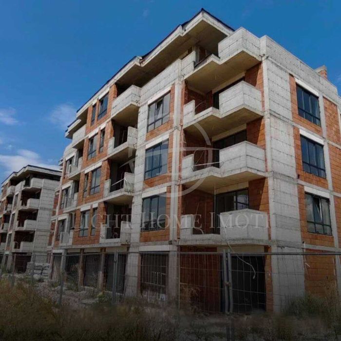 Продава се Двустаен апартамент в Пловдив, Христо Смирненски - 61 кв.м за 853 €/кв.м - Снимка #1