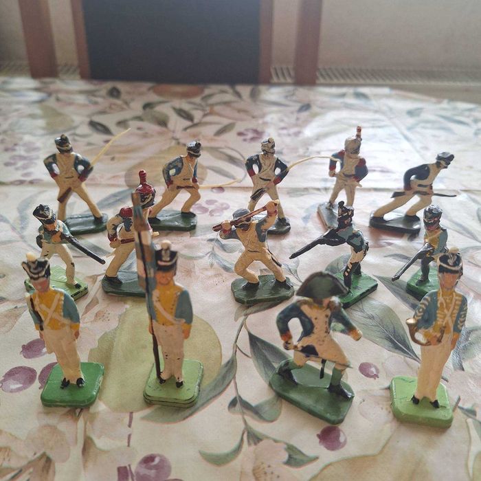 Стари Полски фигурки Рицъри, Войници,Морски флот, Индианци, и каубой