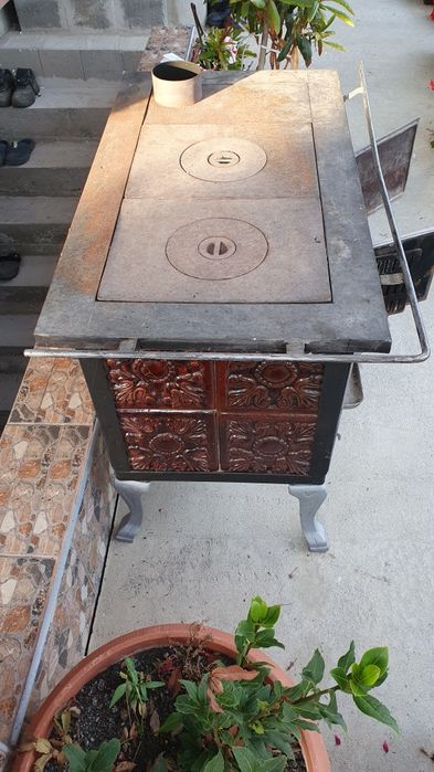 Se vinde sobă de teracotă