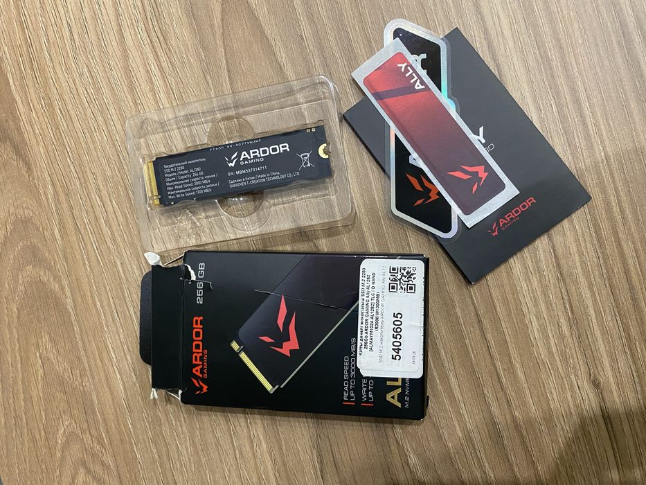 Продам SSD 256gb Ardog Gaming.