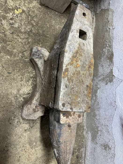 Төс наковальна сатылады жақсы жағдайда