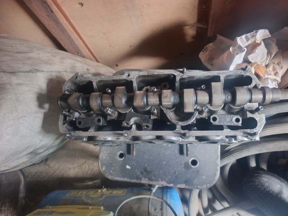 Головка на Ауди 80 б4