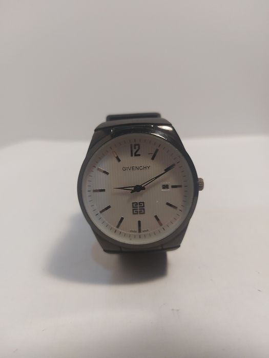 Мужские наручные часы GIVENCHY
