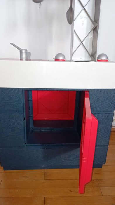 Bucătărie de jucărie cu accesorii și sunete