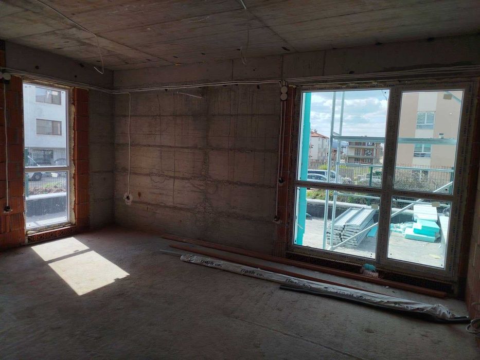 Продава се Тристаен апартамент в Асеновград - 100 кв.м за 1300 €/кв.м - Снимка #5