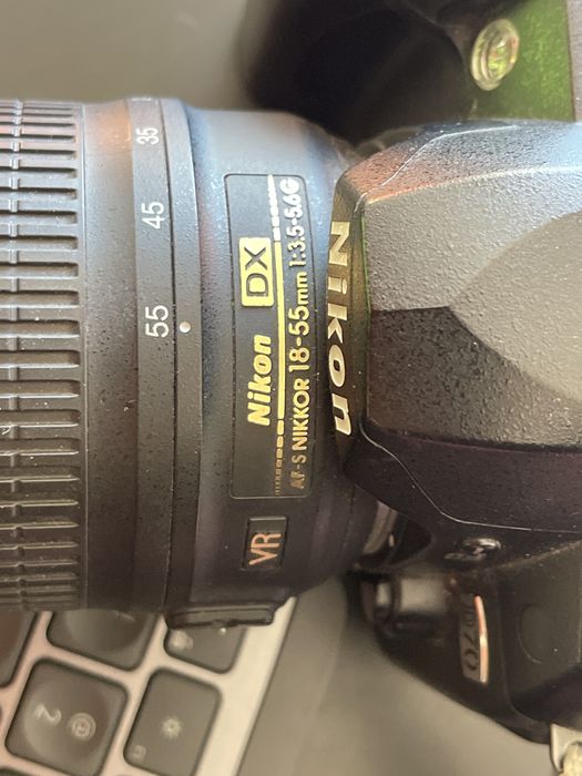 Aparat foto profesional DSLR Nikon D70 + obiectiv 18-55