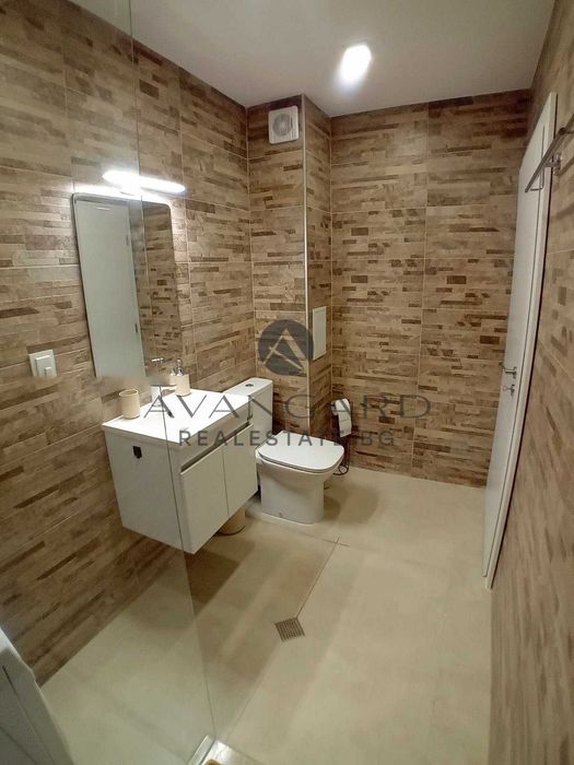 Продава се Тристаен апартамент в Пловдив, Кючук Париж - 68 кв.м за 2545 €/кв.м - Снимка #10