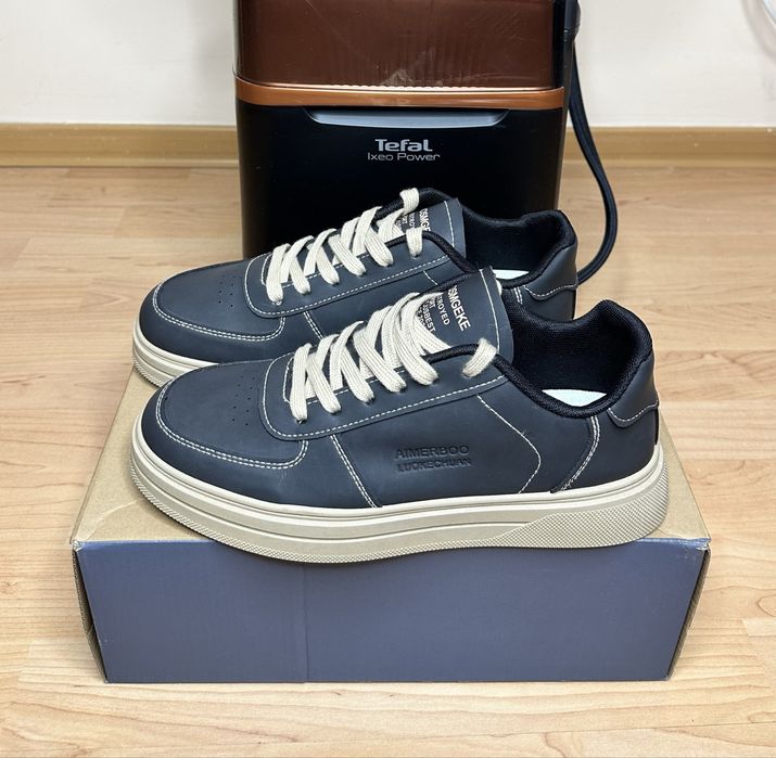 Мужские кроссовки