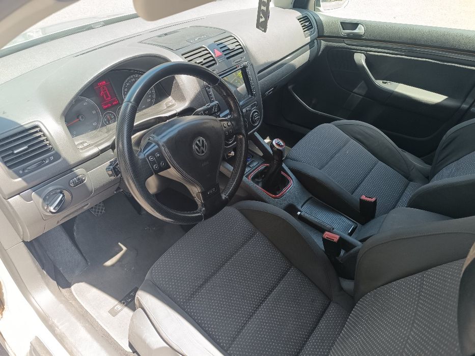 Голф 5 (GTI) 2.0tdi дизел  140 кс. BKD на ЧАСТИ