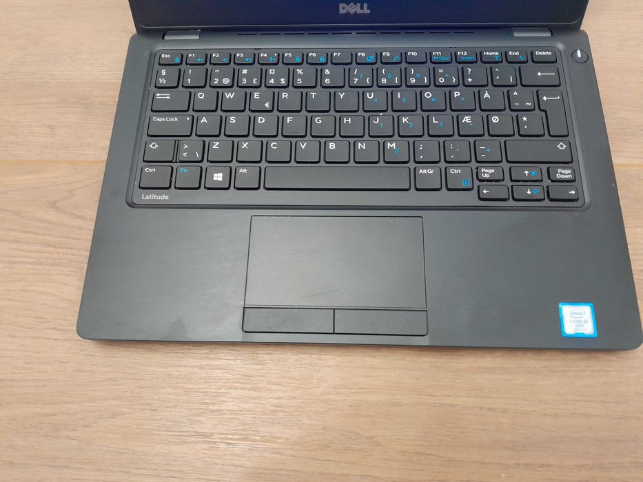 Dell Latitude 5280 , 12,5 " Hd , i5 7300 , 8 gb ddr 4 , 128 gb ssd M2