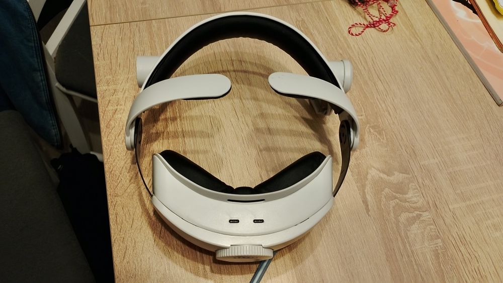Meta quest 2  370euro