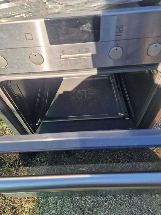 Съдомиална BOSCH И  Фурна за вграждане Simens