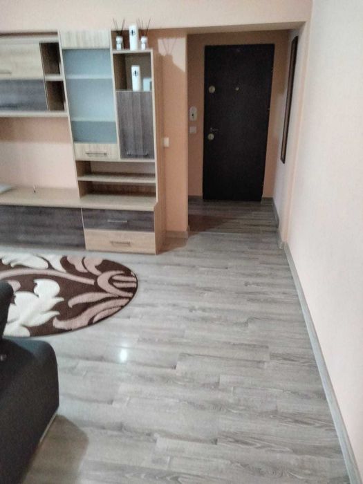 Vand apartament central