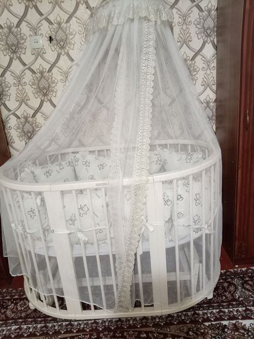 Bolalar mebelniy  krovati