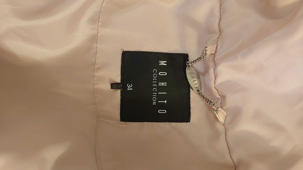 Geaca, Mohito, marime 34, dar vine si pentru un 36, roz pudra