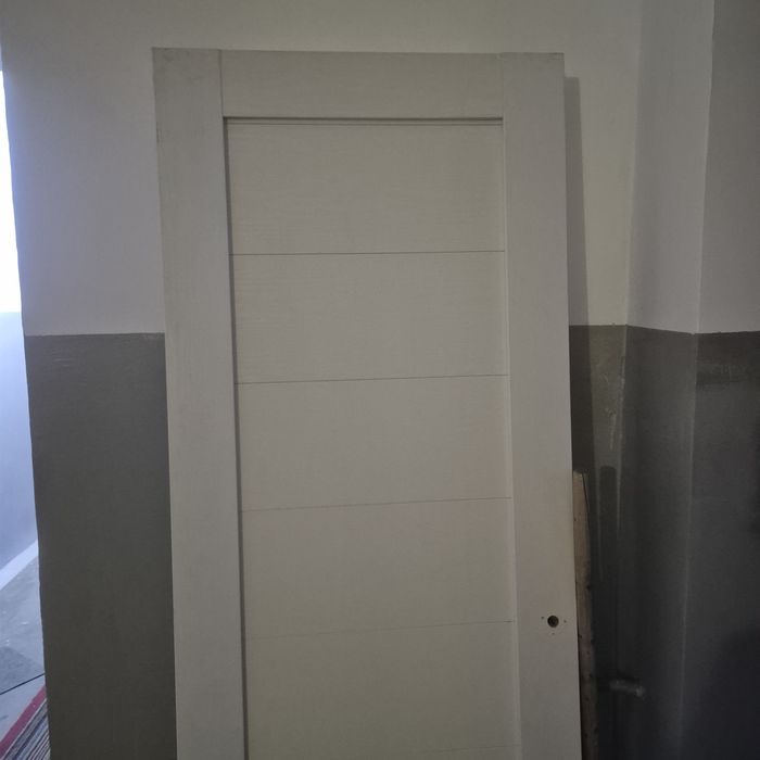 Продам межкомнатные двери