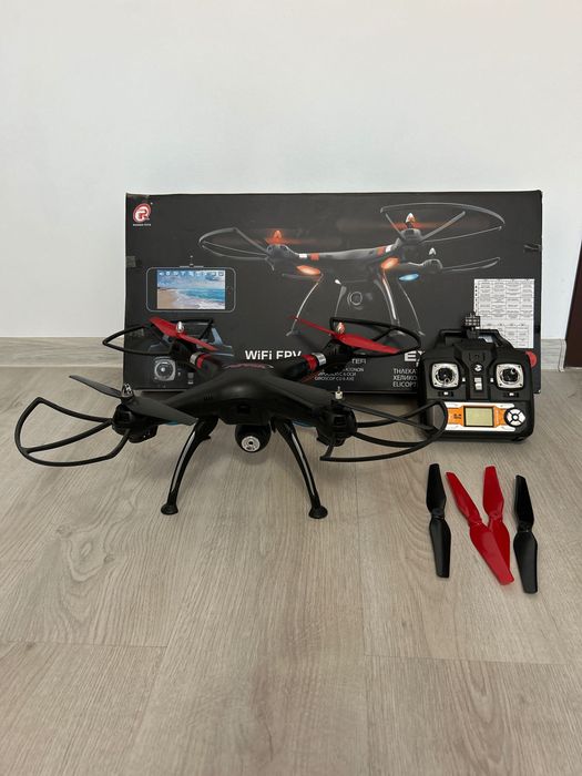 Дрон Explorer RC Quadcopter