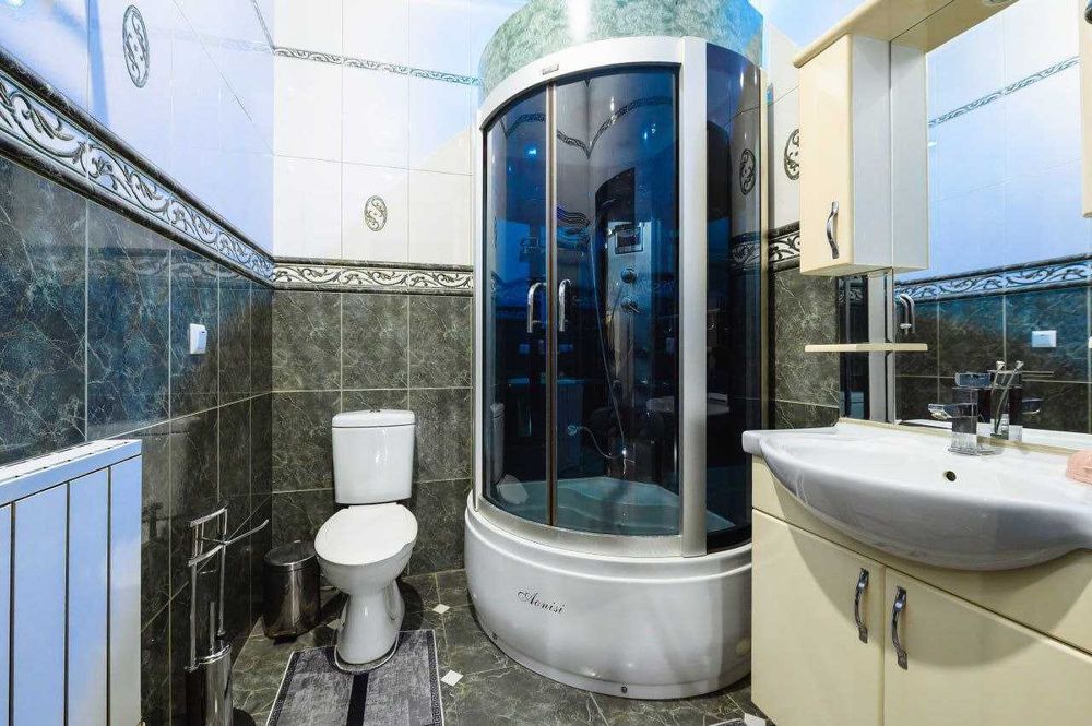 Продается дом в центрально части города ор-р Шахристанское метро