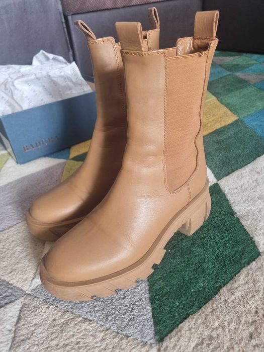 Боти естествена кожа Badura