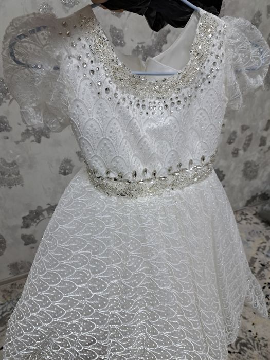 Продаётся вечерние плать для девочек