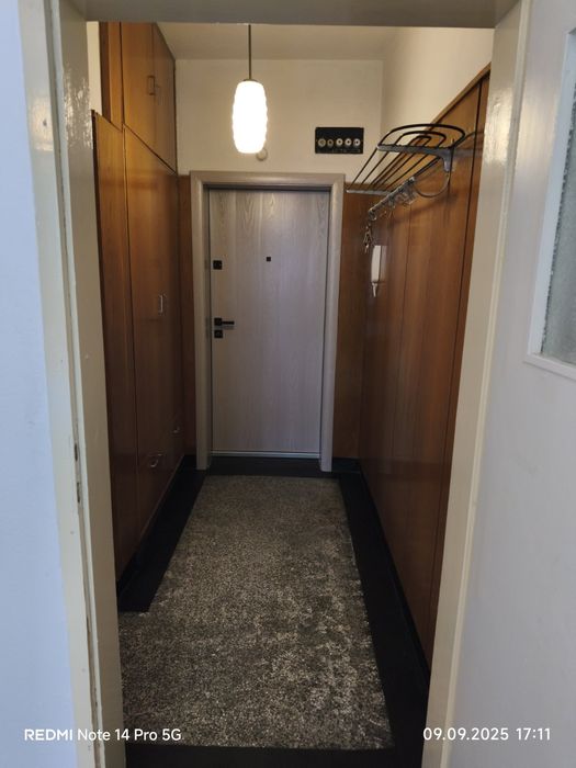 Дава се под наем Тристаен апартамент в Стара Загора, Операта - 48 кв.м за 204 € - Снимка #3