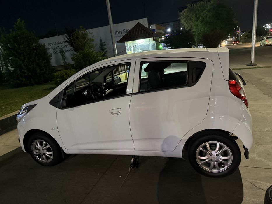 Spark zavod diskla balon r14