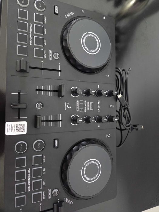 DJ Ddj flx2- DJ pult
