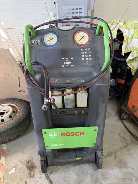 Aparat incarcare freon auto R134A BOSCH