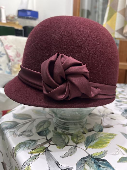 Женская фетровая шляпа