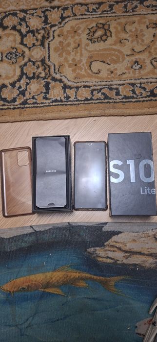 Samsung s10lite 128q