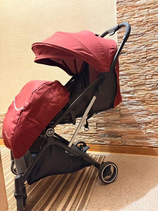Продам коляску kinderkraft