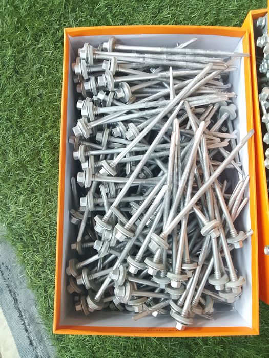Продам Саморезы для сендвич панелей