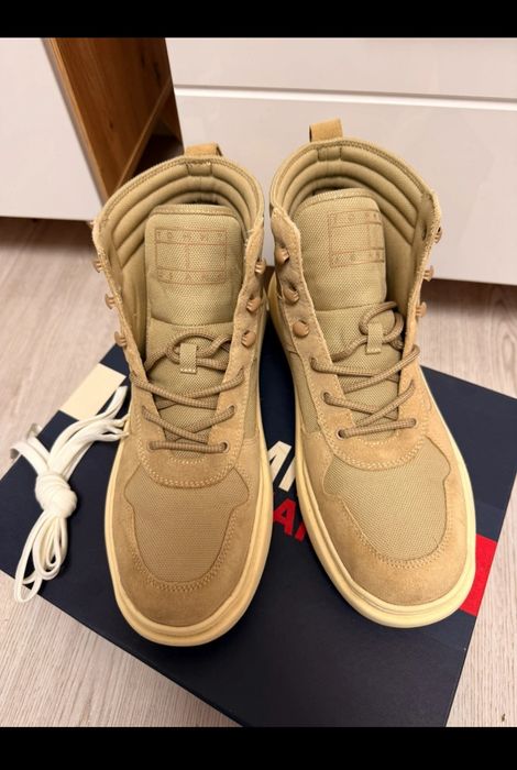 Vand ghete Tommy Hilfiger