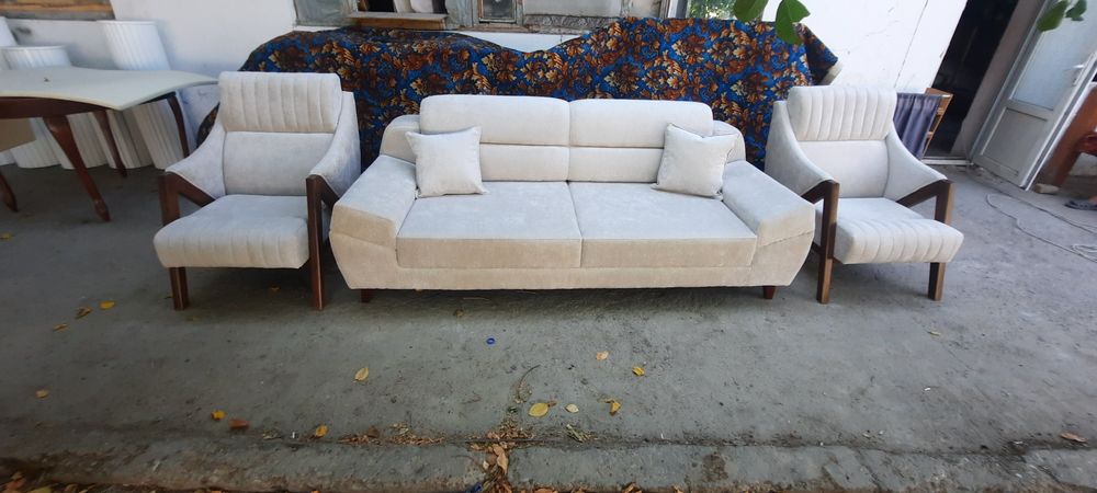 Yangi yumshoq kreslo va devan tòplami 3 kaplekt