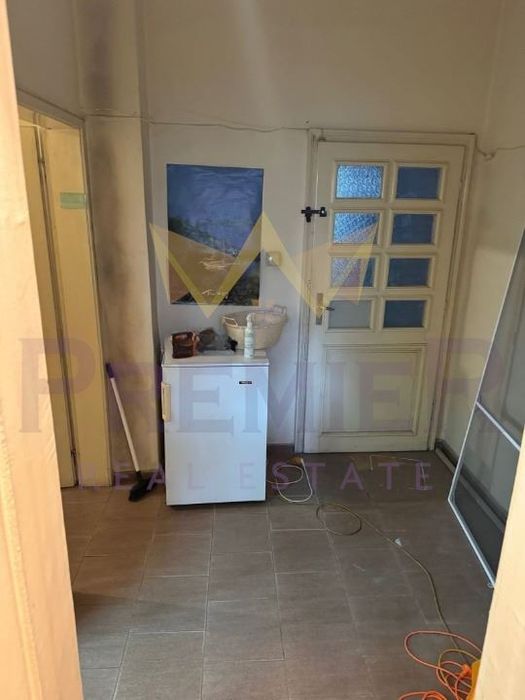 Дава се под наем Двустаен апартамент в Варна, Център - 45 кв.м за 331.5 € - Снимка #5