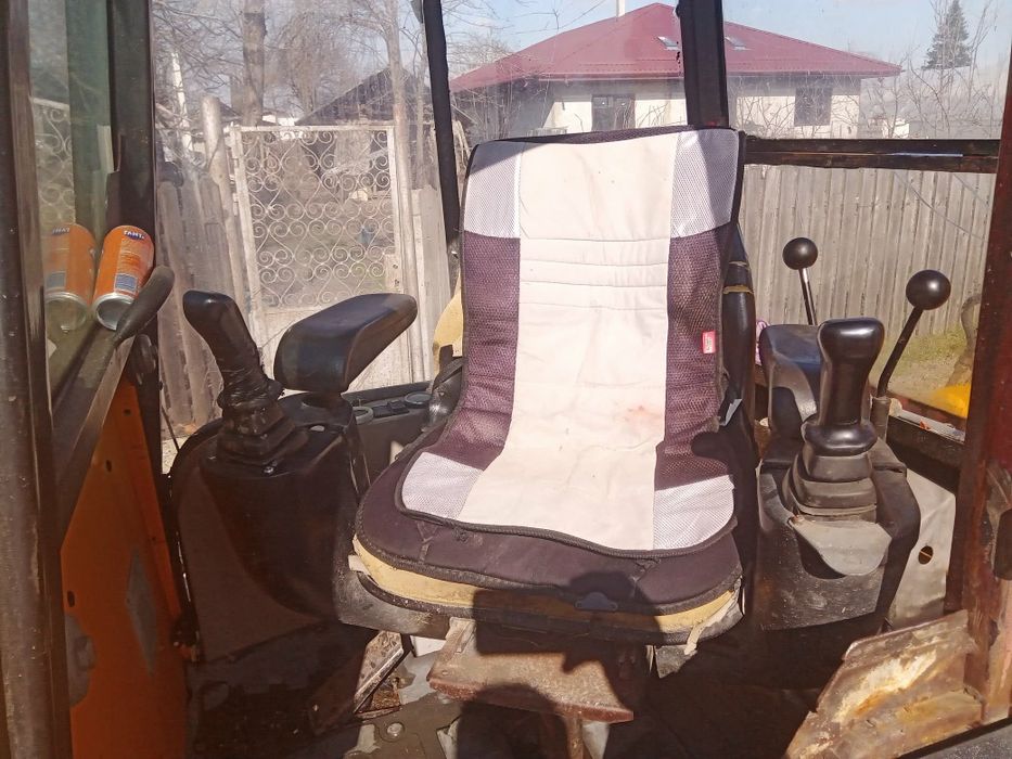 De vânzare jcb 1 cx an 2006