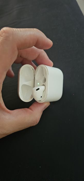 Наушники Apple Airpods 2