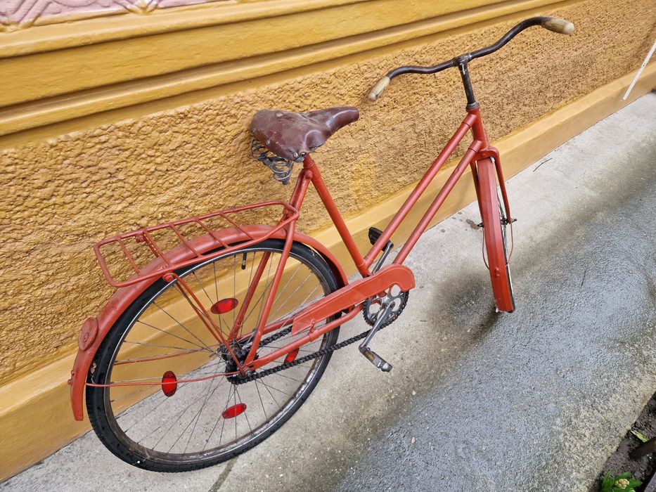 Vand bicicletă , 350 lei , negociabil