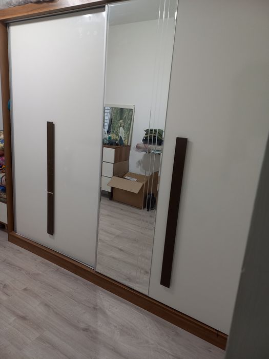 Продам шкаф купе