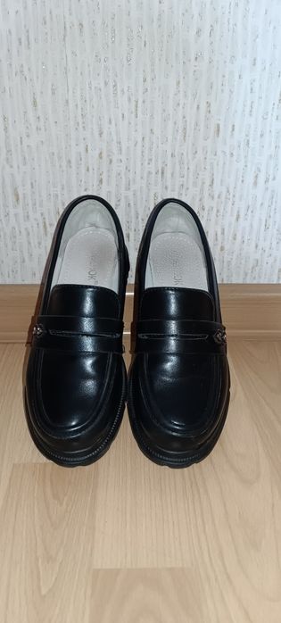 Школьная обувь!!!