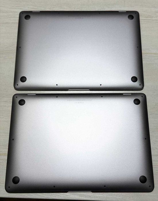 MacBook Air space grey 13.3 Inch 2K Retina Chip M1 CPU 8 8GB/128GB 96%