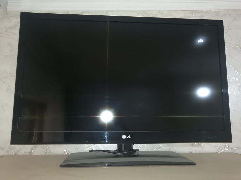 Продам телевизор LG