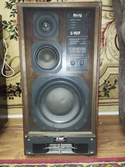 Музыкальный центр. Radiotehnika S-90F