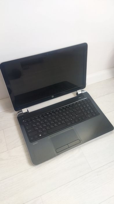 Продам ноутбук hp pavilion 15