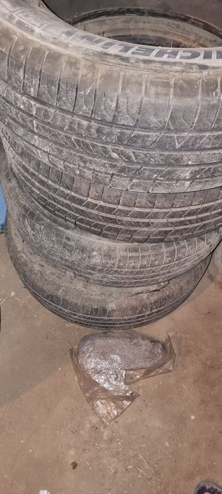 Покрышки MICHELIN P205/65R16