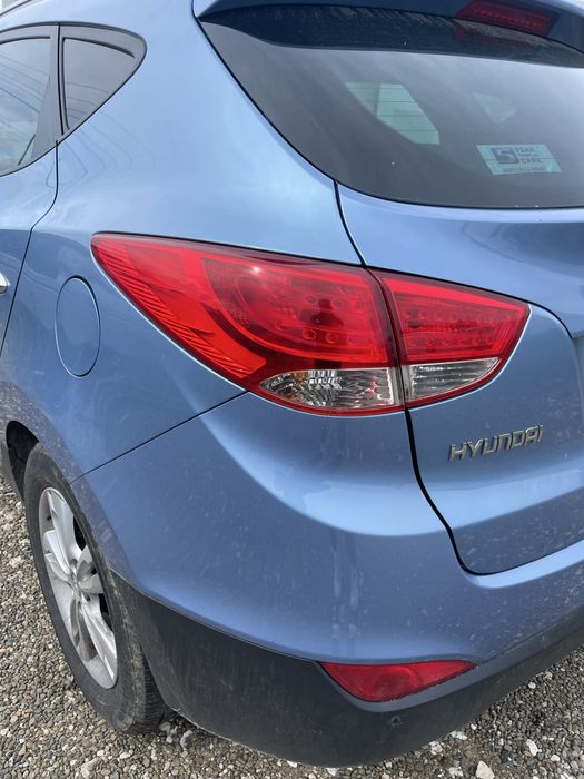 Haion Hyundai ix35 an 2010-2016 ( Bara spate triple portbagaj armatura