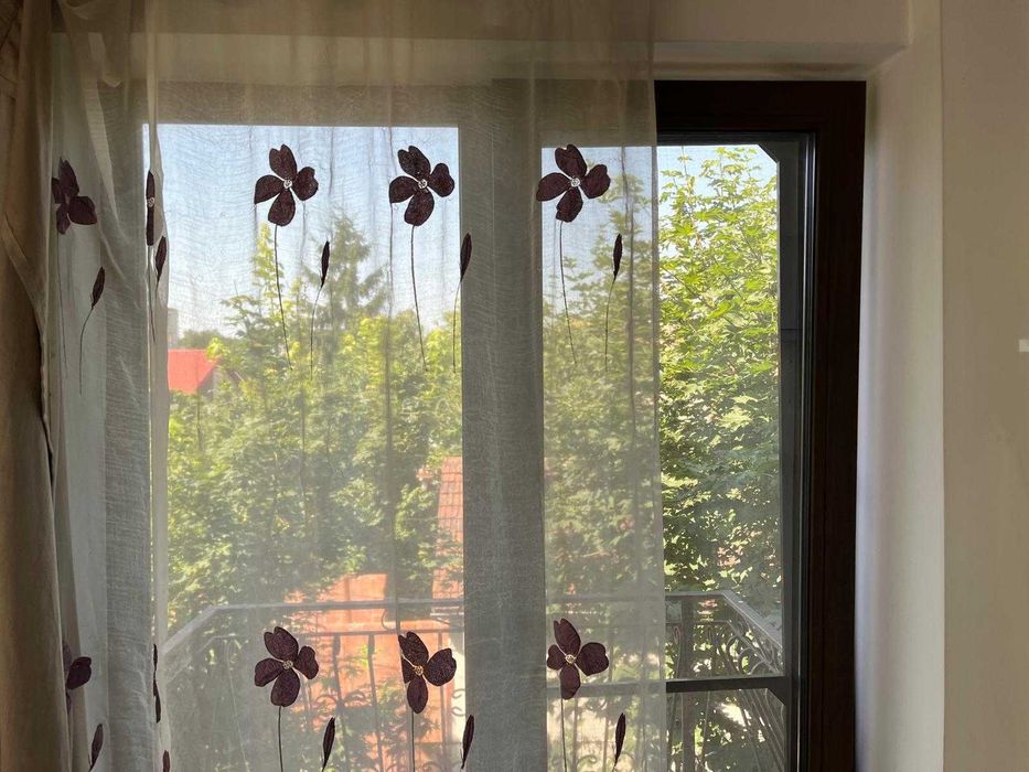 apartament de inchiriat doua camere decomandat_Iasi zona centrala (Palas)