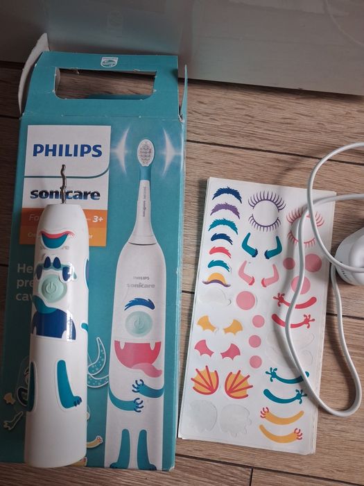 Детска ел. Четка за зъби на PHILIPS 20 лв
