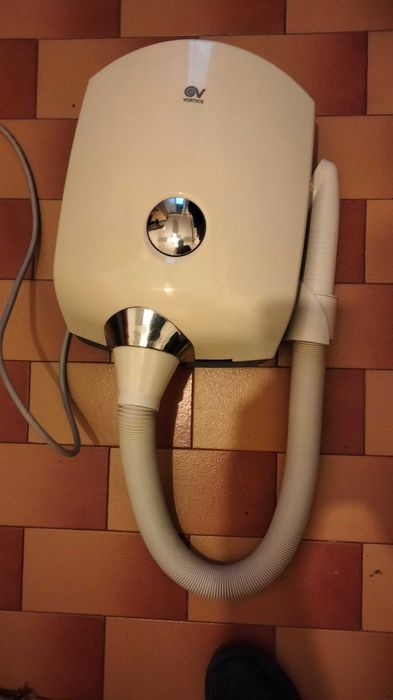 Uscător de păr de perete VORTICE VORTDRY profeional1000